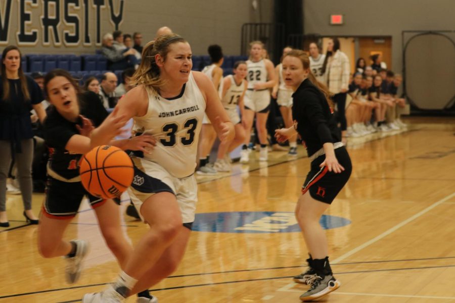 Ava Ryncarz dribbles it up for the Blue Streaks this season.