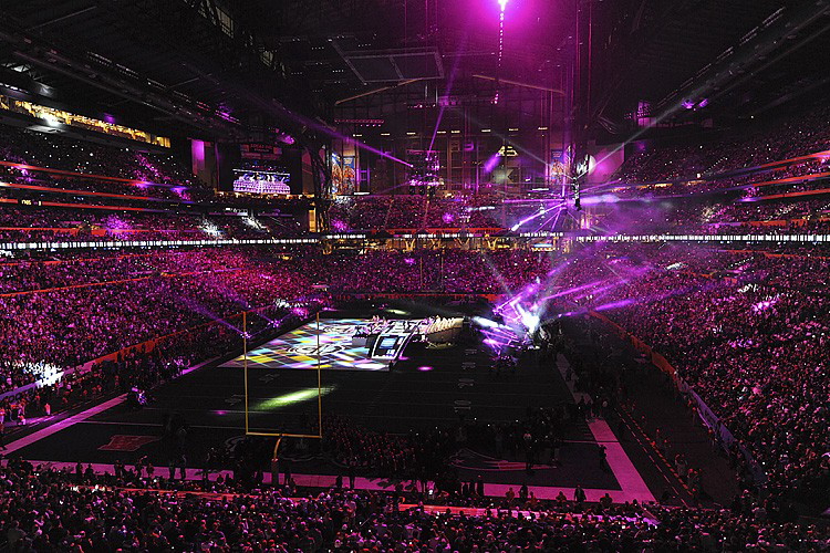 Anna Maxwell ranks her top five Super Bowl entrances from the past decade. 