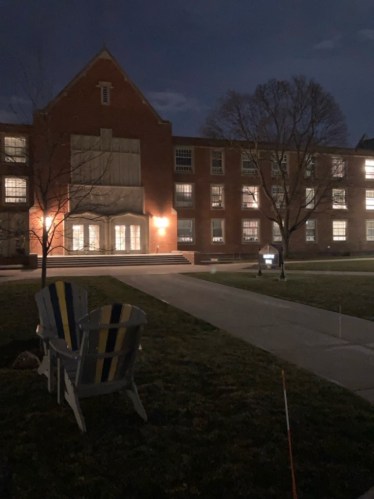 The well-lit front entrance of Murphy Hall. Murphy Hall is primarily for junior and senior undergraduate students.