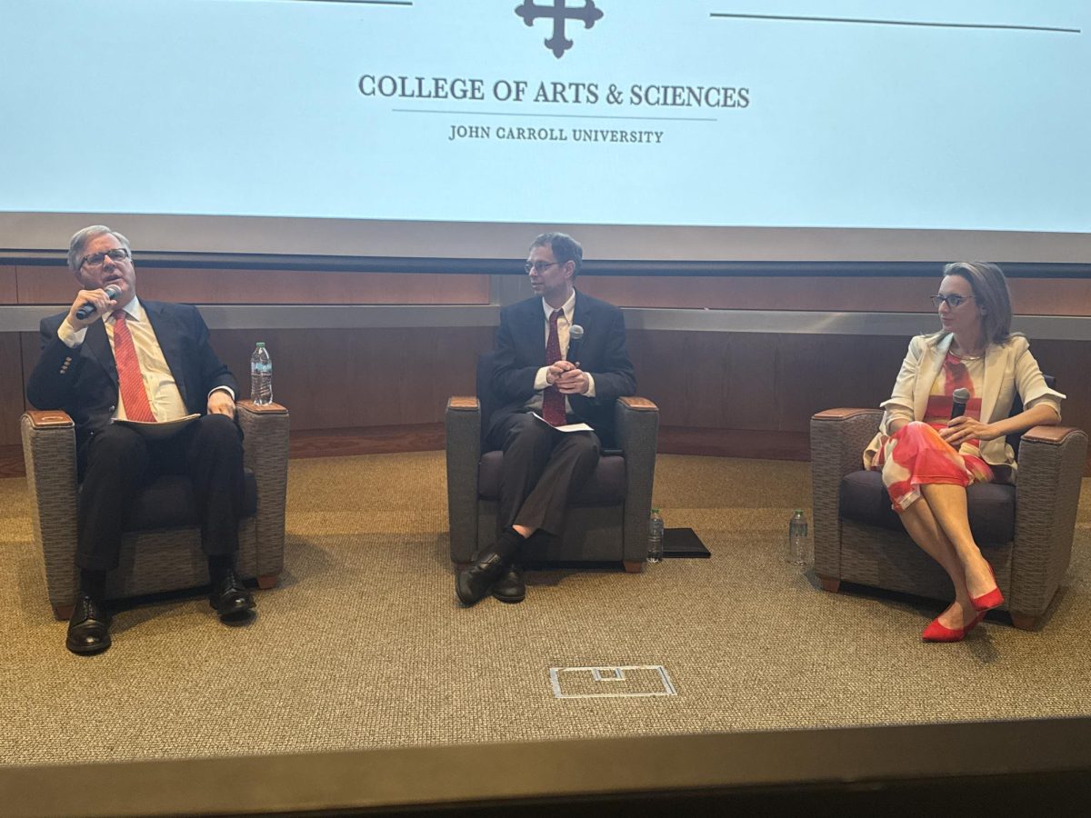 The panelists, moderated by Swearingen, offer an inside look to the Supreme Court.