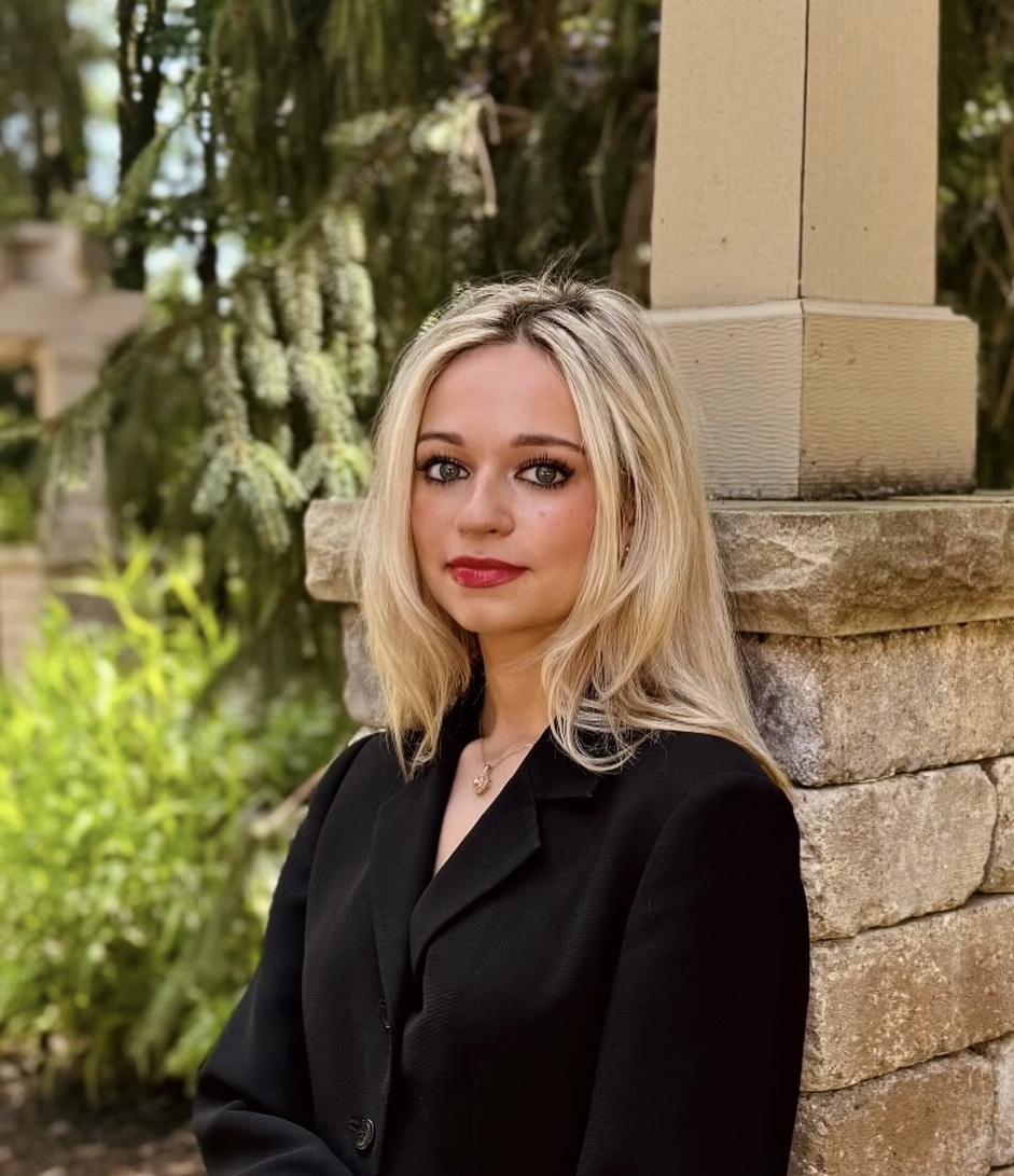 Isabella Kierce '28 helps lead Mock Trial to its fullest potential.